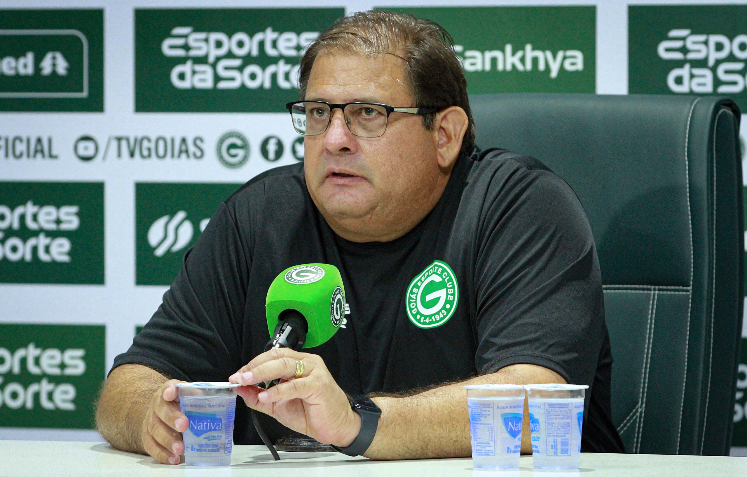 Imagem Ilustrando a Notícia: Guto Ferreira lamenta derrota e aposta em reverter resultado na Serrinha