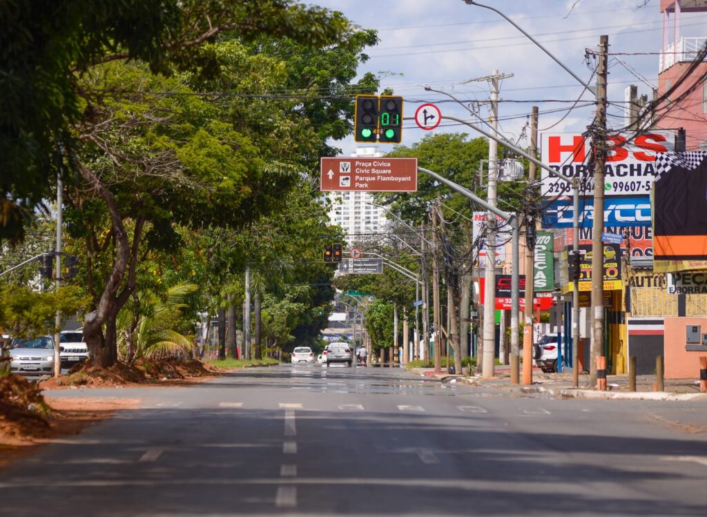 Imagem Ilustrando a Notícia: Semáforos de avenidas de Goiânia são ressincronizados