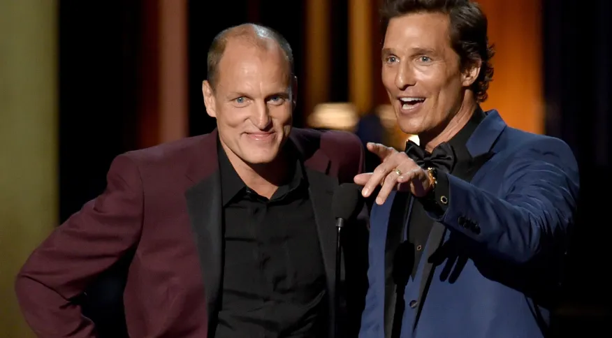 Imagem Ilustrando a Notícia: Matthew McConaughey alega que Woody Harrelson pode ser o seu irmão biológico