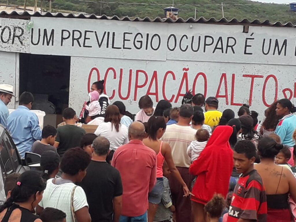 Imagem Ilustrando a Notícia: Mais de 800 famílias estão sob risco de despejo em ocupação de Aparecida de Goiânia