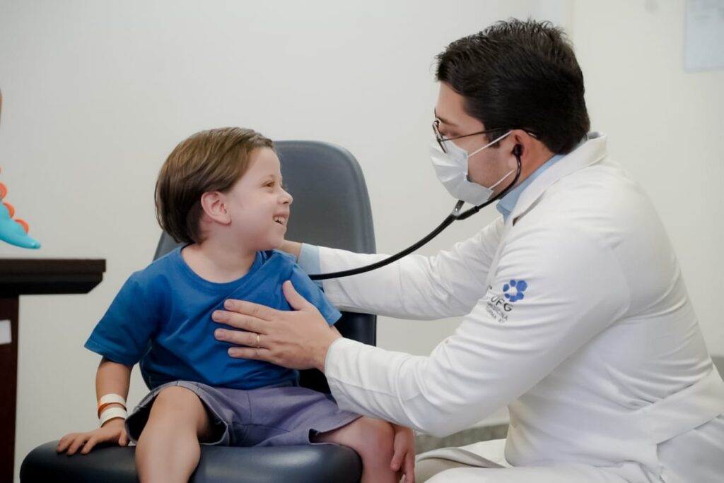 Imagem Ilustrando a Notícia: Saiba os cuidados que pais e responsáveis devem tomar para evitar doenças respiratórias em crianças