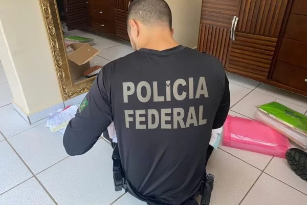Imagem Ilustrando a Notícia: PF investiga políticos por fraude no sistema de regulação do SUS em Goiás