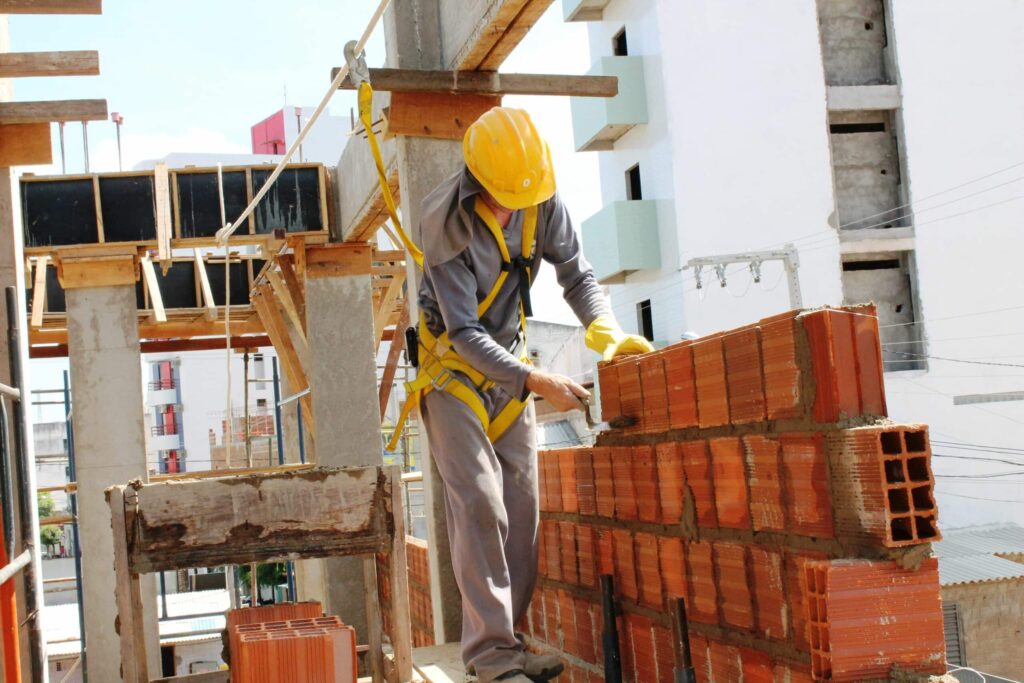 Imagem Ilustrando a Notícia: 19% dos trabalhadores da construção civil não se sentem valorizados