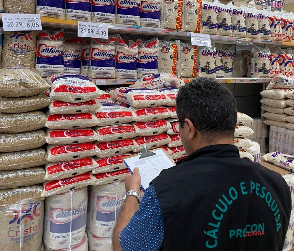 Imagem Ilustrando a Notícia: Preço de produtos da cesta básica tem variação de até 175% em Goiânia, aponta Procon