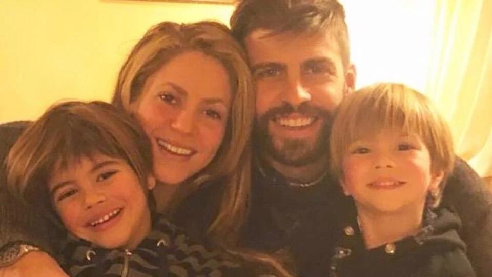 Imagem Ilustrando a Notícia: Piqué quer processar Shakira após aparição de filhos em vídeoclipe de ‘Acróstico’, aponta jornal