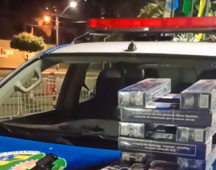 Imagem Ilustrando a Notícia: Jovem dono de distribuidora de bebidas é preso com cigarros falsificados e uma arma de fogo, em Goiânia