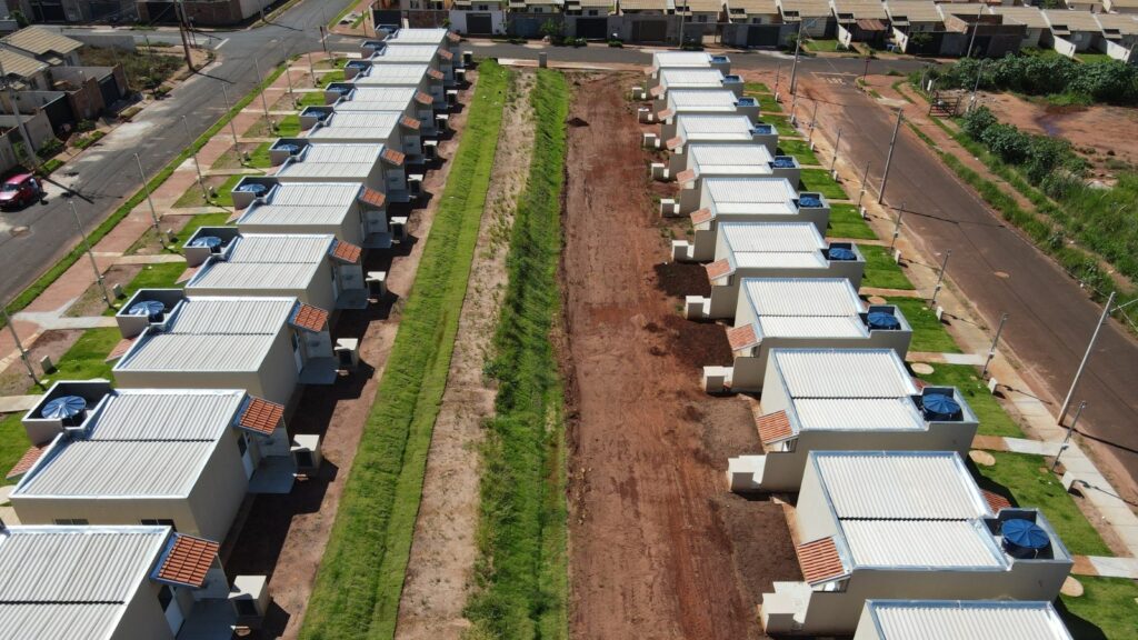 Imagem Ilustrando a Notícia: Governo de Goiás sorteia casas a custo zero de Rio Verde