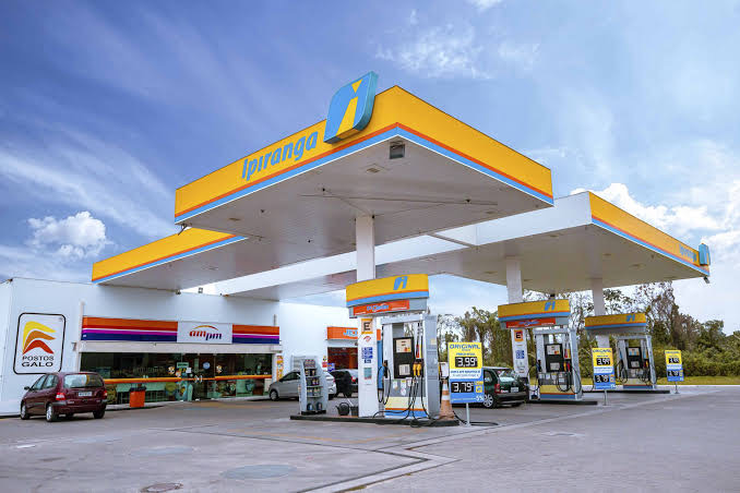 Imagem Ilustrando a Notícia: Governo anuncia novo aumento no valor dos combustíveis