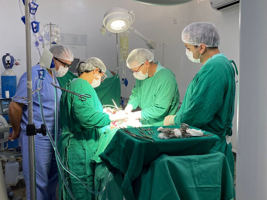 Imagem Ilustrando a Notícia: Quatro pacientes são beneficiados com captação múltipla de órgãos realizada no Hospital de Formosa