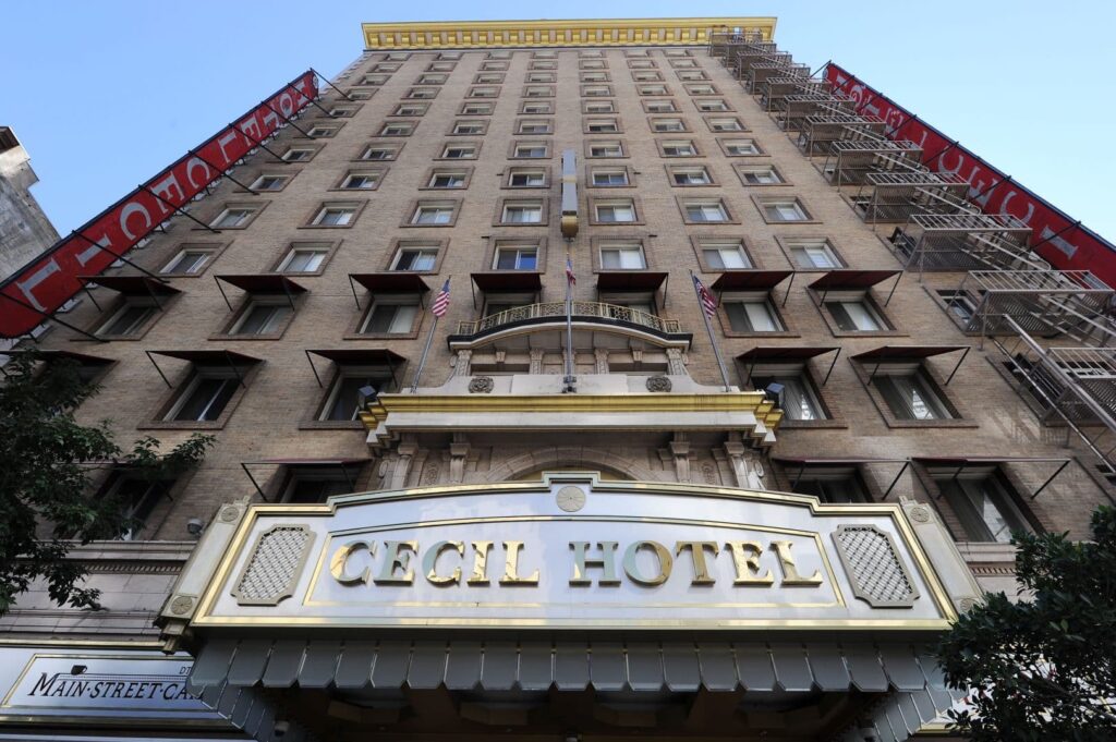 Imagem Ilustrando a Notícia: Cecil Hotel: o que aconteceu com o famoso “hotel da morte”