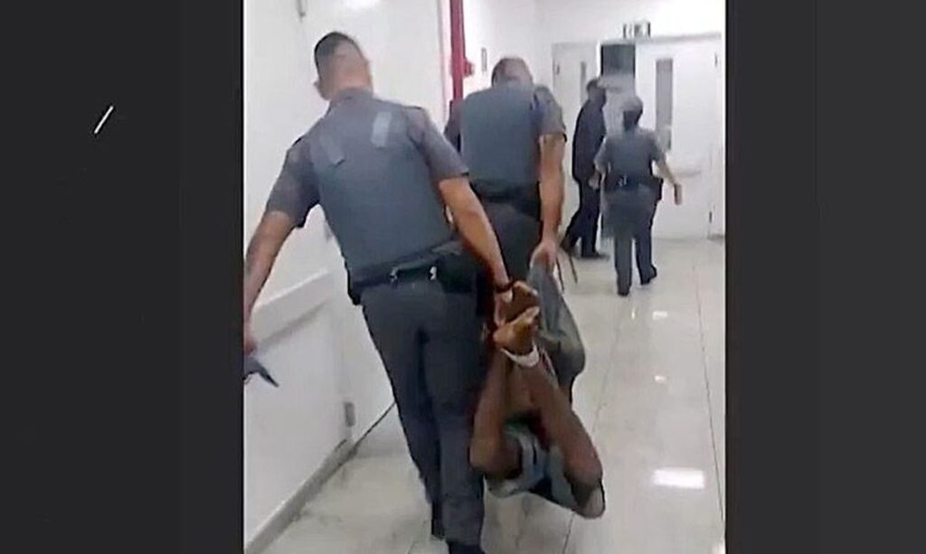 Imagem Ilustrando a Notícia: MP apresenta denúncia contra homem amarrado com cordas, após furto
