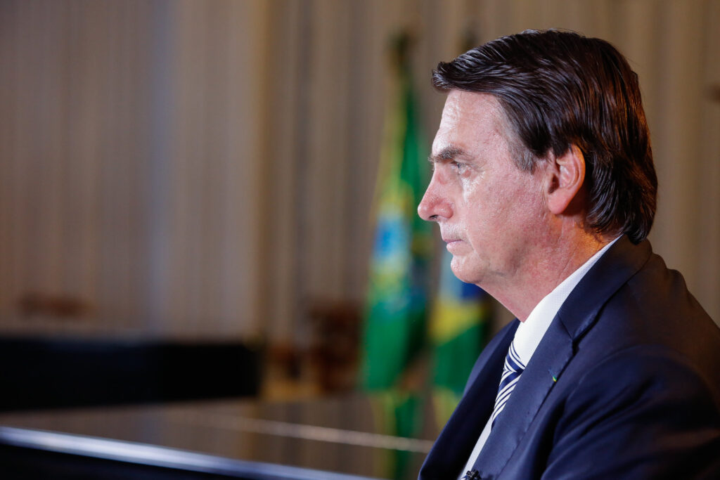 Imagem Ilustrando a Notícia: Em depoimento à PF, Bolsonaro confirma encontro com Marcos do Val mas nega plano golpista