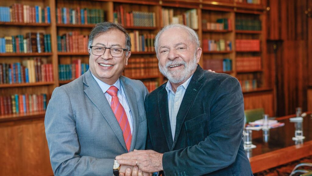 Imagem Ilustrando a Notícia: Lula e presidente da Colômbia se reúnem para discutir Amazônia