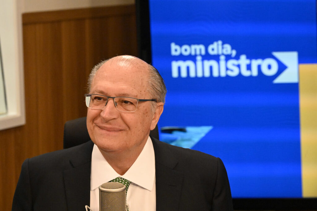 Imagem Ilustrando a Notícia: Alckmin: “Aprovação da reforma tributária foi sem toma lá, dá cá”