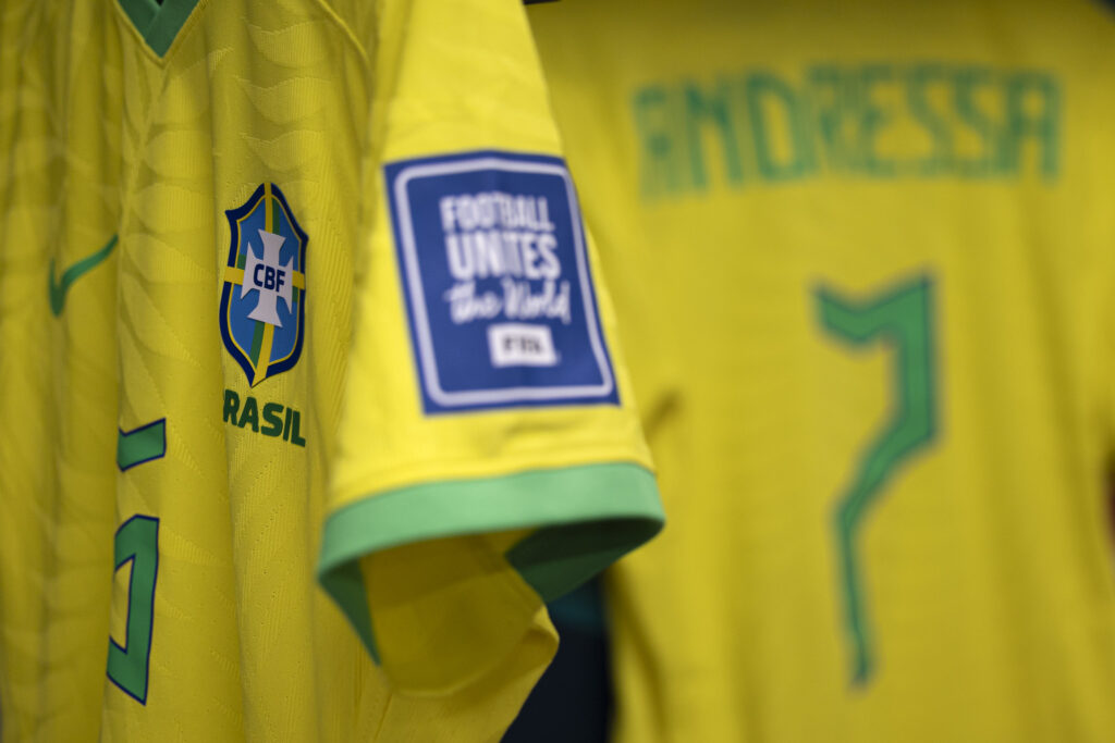 Imagem Ilustrando a Notícia: Em jogo decisivo, Brasil encara a França mirando a classificação