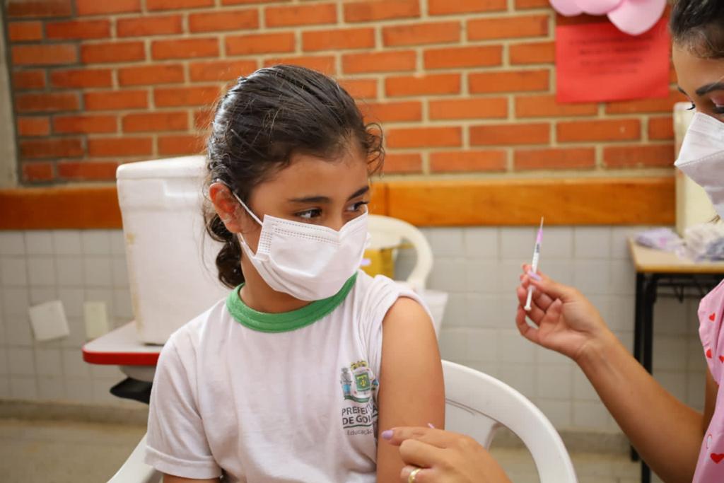 Imagem Ilustrando a Notícia: Ferramenta da SES-GO identifica 445 crianças com esquema vacinal em atraso em Goiás