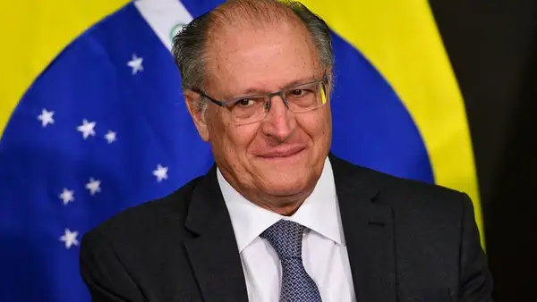 Imagem Ilustrando a Notícia: Alckmin conversará sobre a reforma tributária com Ronaldo Caiado