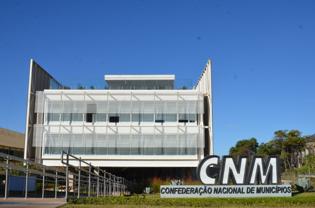 Imagem Ilustrando a Notícia: CNM diz que municípios não perderão autonomia com a Reforma e a defende como necessária e urgente para país