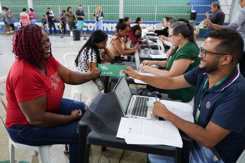 Imagem Ilustrando a Notícia: Governo de Goiás convoca famílias para entrega de documentos do Aluguel Social