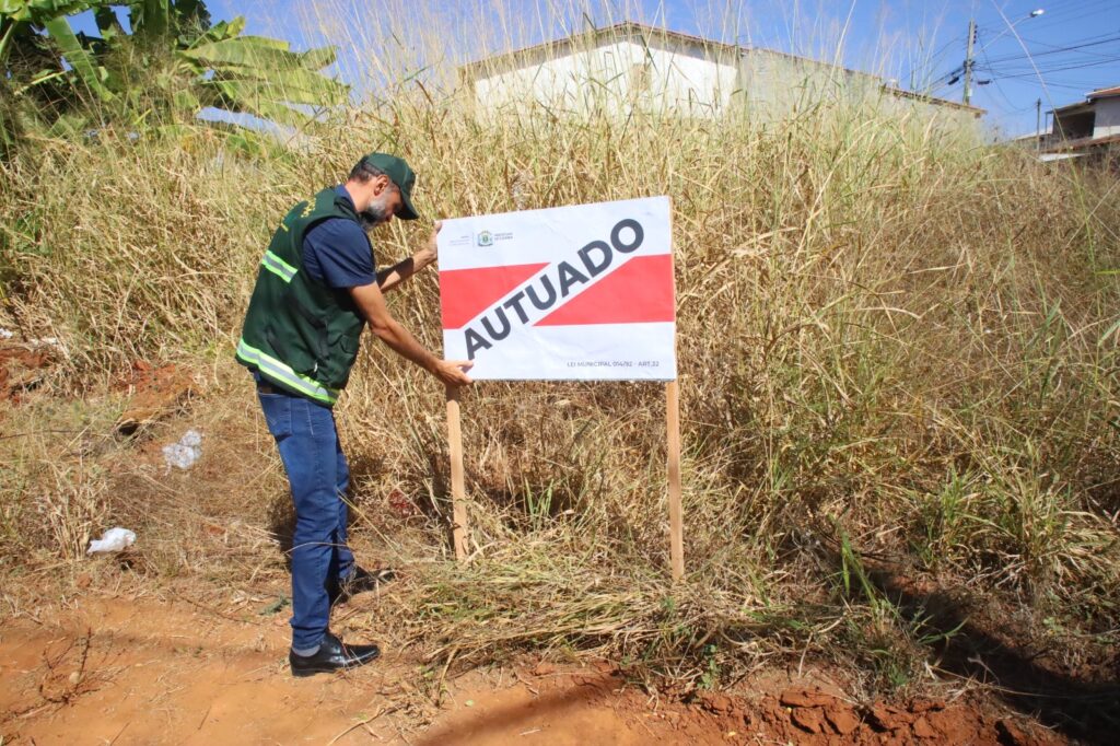Imagem Ilustrando a Notícia: Prefeitura de Goiânia realiza operação de fiscalização e educação ambiental na Região Sudoeste nesta terça-feira (25)