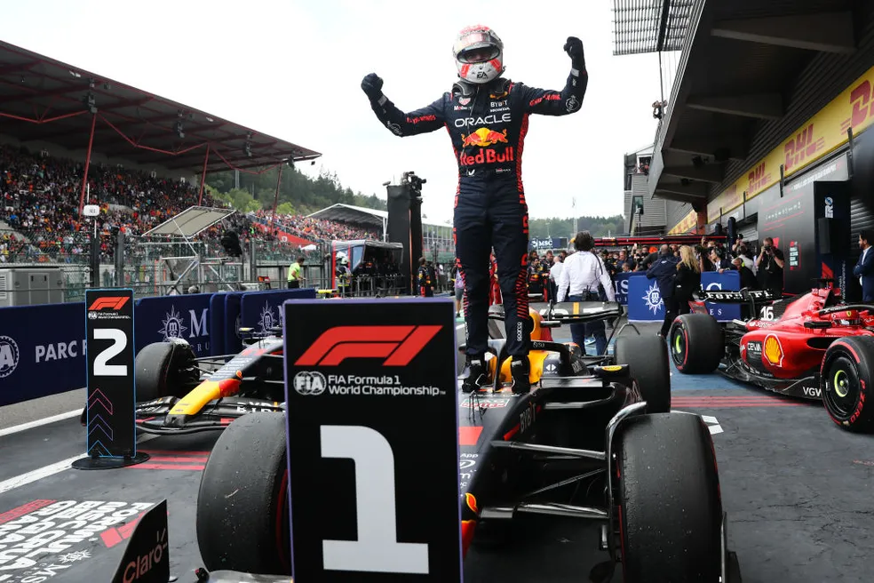 Imagem Ilustrando a Notícia: Max Verstappen vence GP da Áustria e é amplia vantagem nos concorrentes
