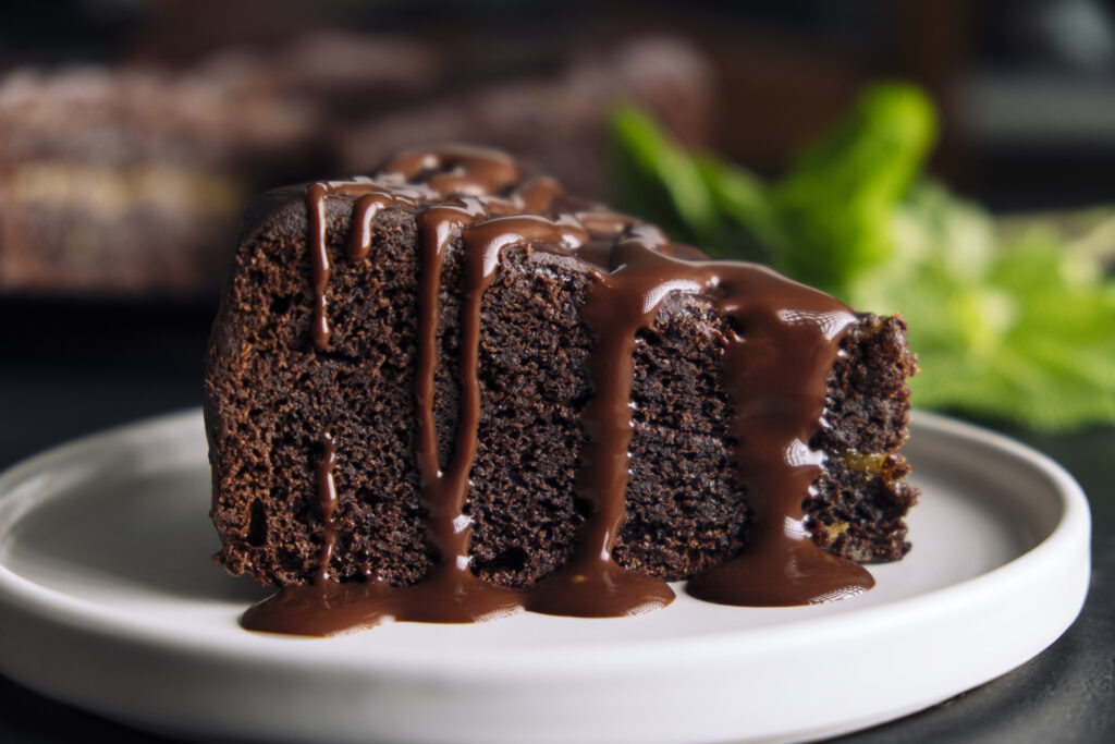 Imagem Ilustrando a Notícia: Aprenda a fazer um bolo de chocolate cremoso