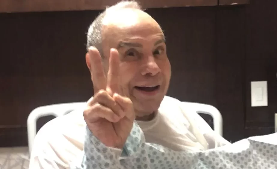 Imagem Ilustrando a Notícia: Stênio Garcia publica vídeo em hospital após ser internado com infecção generalizada