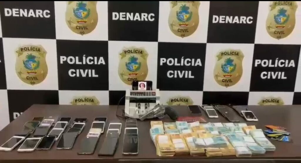 Imagem Ilustrando a Notícia: Casal suspeito de traficar drogas no DF é preso em Goiânia