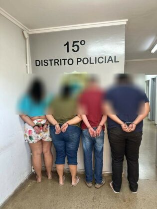 Imagem Ilustrando a Notícia: Família suspeita de aplicar golpes em donos de supermercados é presa pela Polícia Civil
