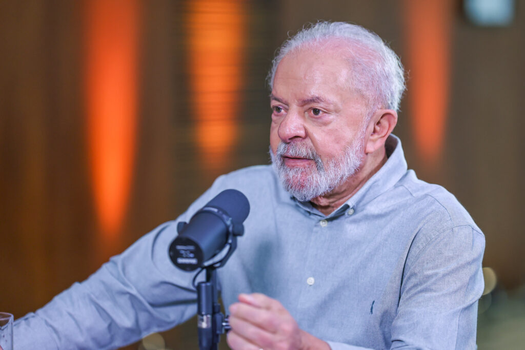 Imagem Ilustrando a Notícia: Com novo ministério, governo Lula terá mais que em 2007 e encostará no recorde
