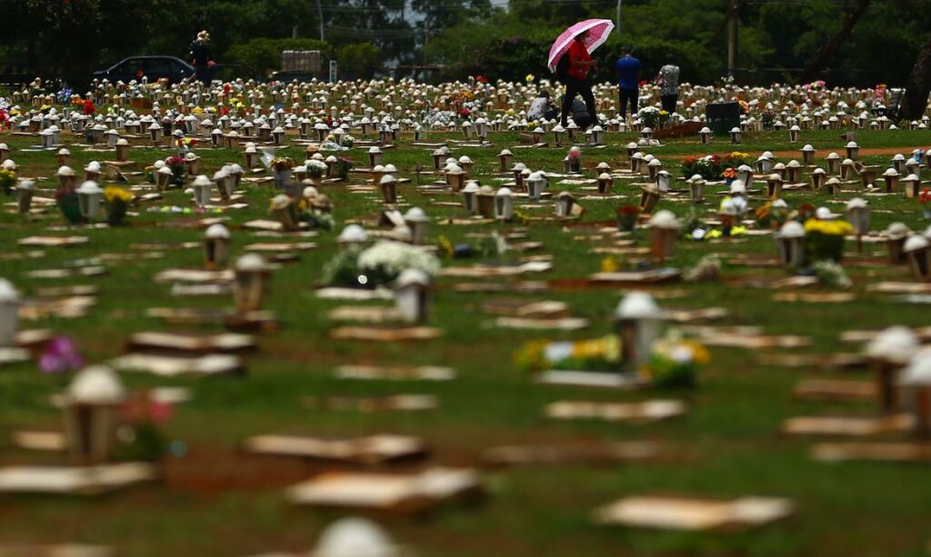 Imagem Ilustrando a Notícia: Contratar plano funerário pode evitar problemas durante o luto