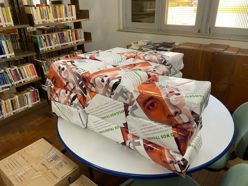 Imagem Ilustrando a Notícia: Livros literários são doados e podem facilitar na remição de pena em Goiás