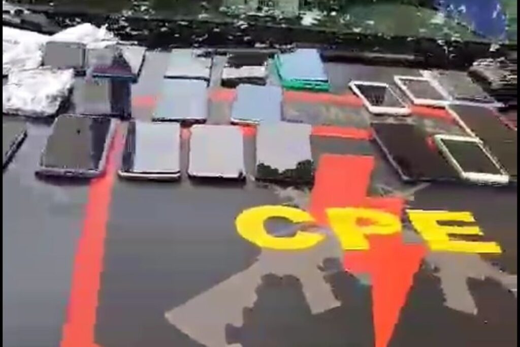 Imagem Ilustrando a Notícia: PRF e PM recuperam em Goiás celulares furtados durante evento sertanejo em SP