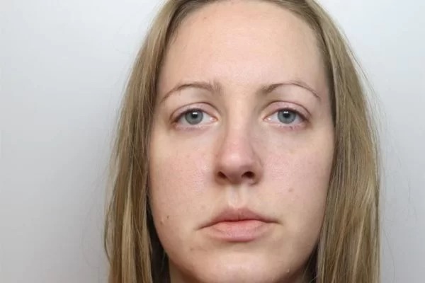 Imagem Ilustrando a Notícia: Serial killer infantil: enfermeira é condenada por matar 7 bebês enquanto trabalhava em hospital do Reino Unido