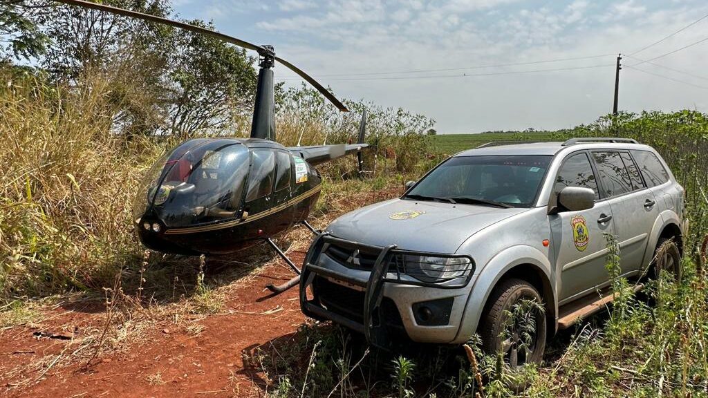 Imagem Ilustrando a Notícia: Polícia Federal apreende mais um helicóptero usado no transporte de cocaína em Goiás