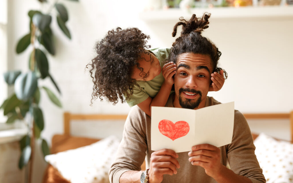 Imagem Ilustrando a Notícia: Celebre o amor e o cuidado: ideias de presentes para surpreender seu pai no Dia dos Pais