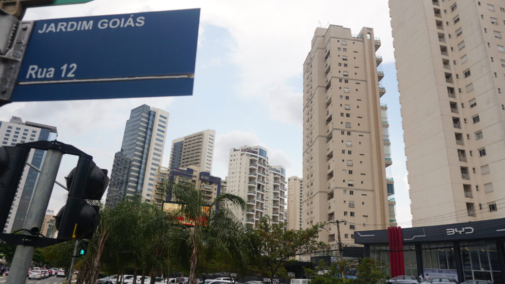Imagem Ilustrando a Notícia: Crescimento populacional do Jardim Goiás aumenta demanda por serviços
