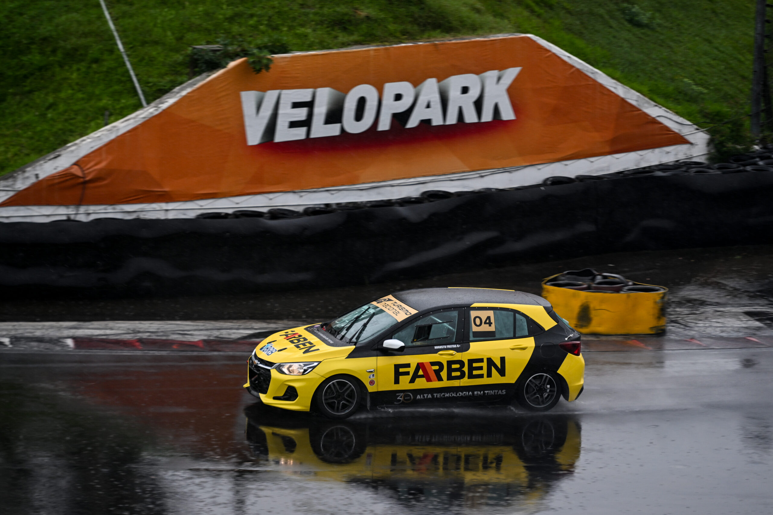 Velopark recebe a penúltima do Endurance Brasil. Etapa começa com polêmica  - Racemotor