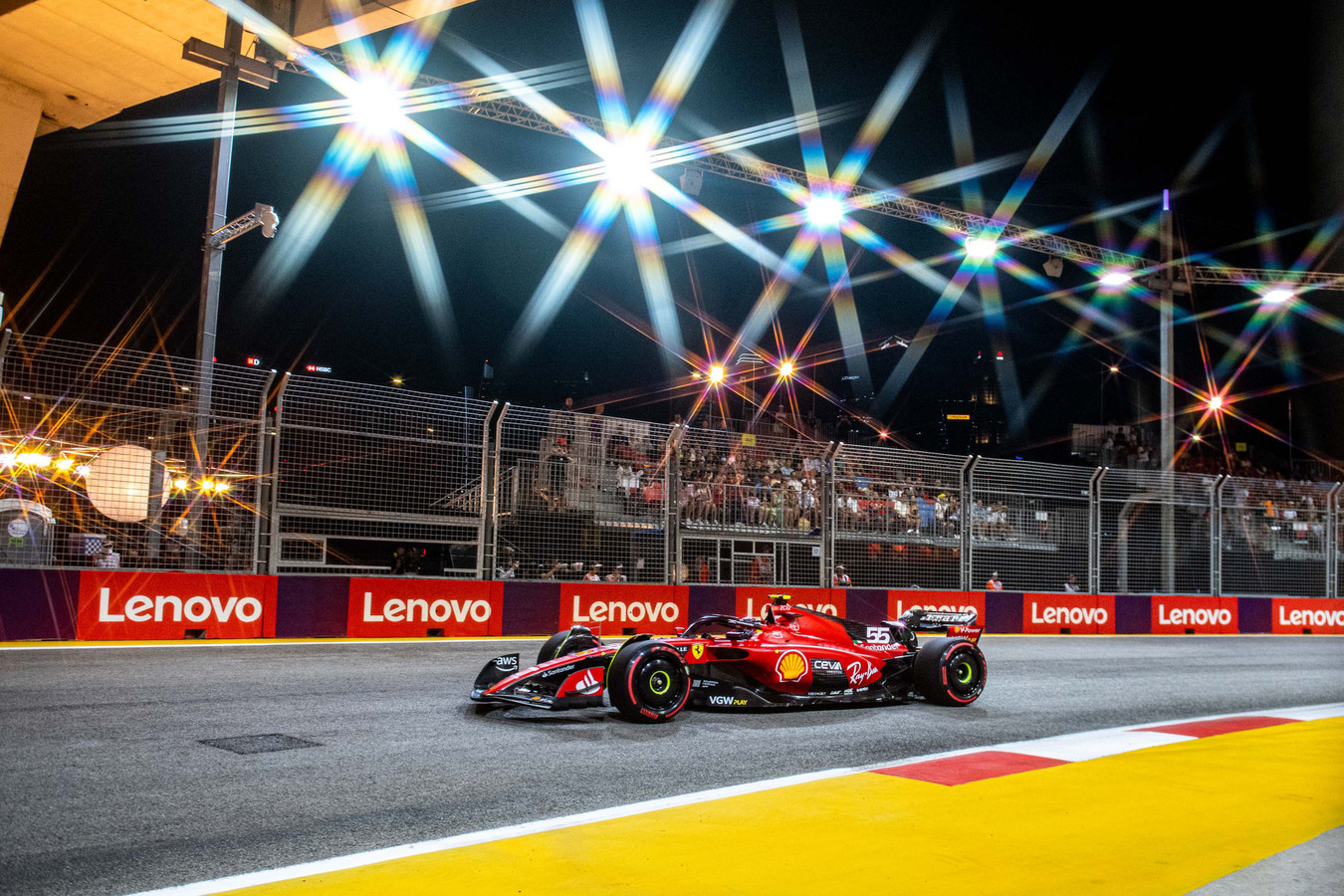 Fórmula 1: Ferrari domina treinos livres para o GP de Singapura