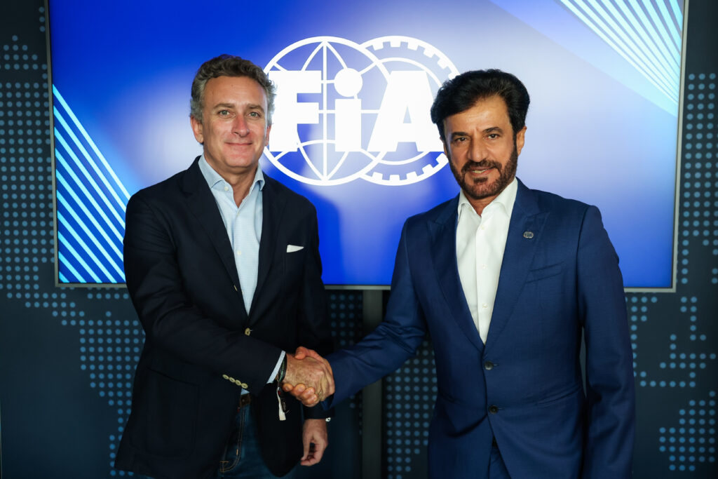 Imagem Ilustrando a Notícia: Extreme E e FIA anunciam planos para o primeiro campeonato mundial de corrida off-road a hidrogênio