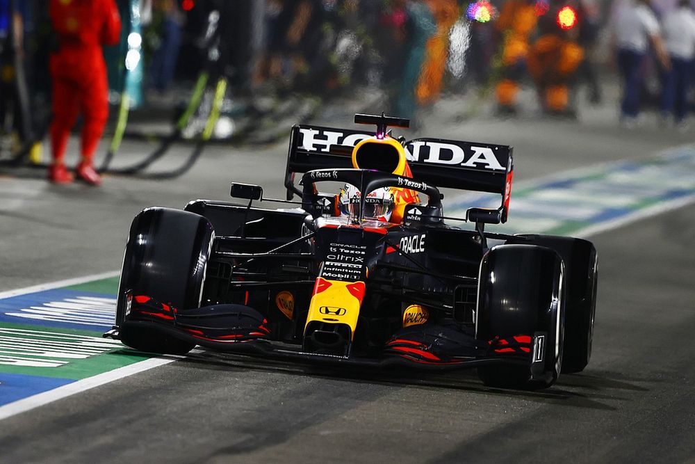 Imagem Ilustrando a Notícia: Honda confirma que Red Bull terá um motor aprimorado para a próxima temporada