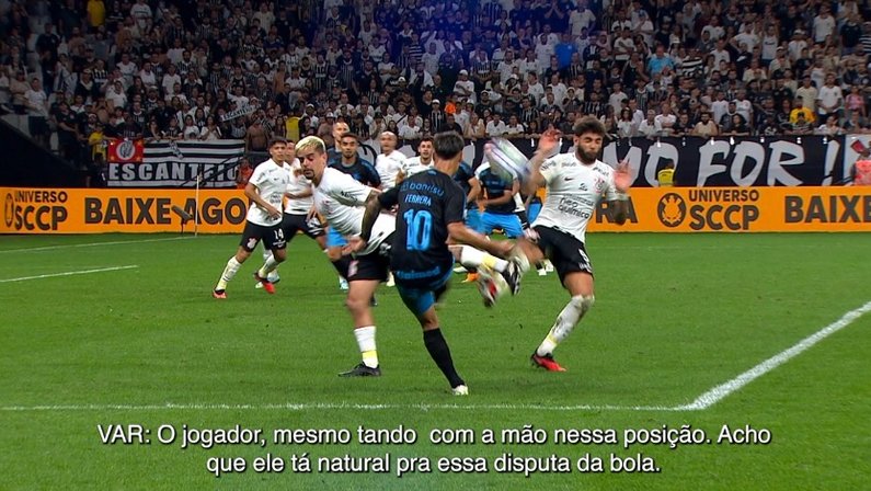 Imagem Ilustrando a Notícia: CBF divulga áudio que mostra erro em pênalti não marcado para o Grêmio contra Corinthians 