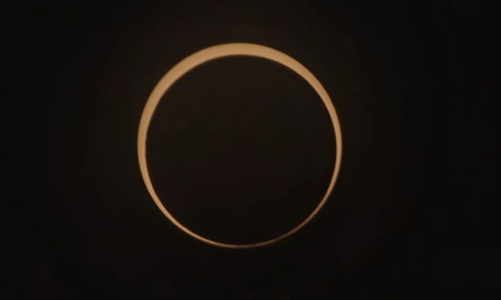 Imagem Ilustrando a Notícia: Goianos não puderam vislumbrar eclipse anular do Sol