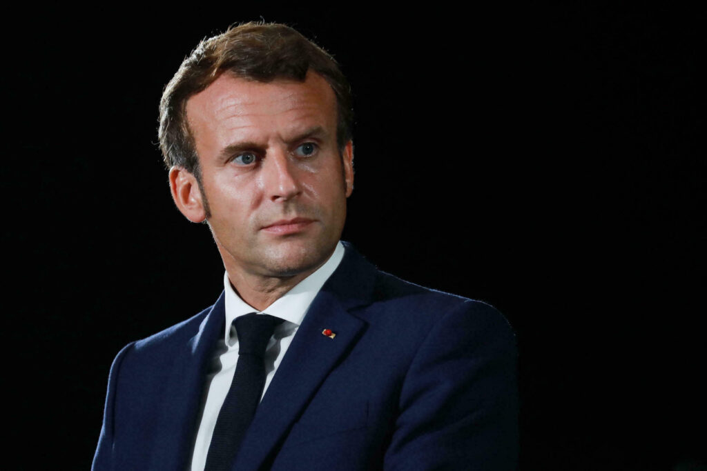 Imagem Ilustrando a Notícia: Presidente da França pretende incluir aborto na constituição