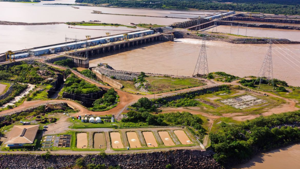Imagem Ilustrando a Notícia: 4º maior usina hidrelétrica do país suspende atividade devido a seca na Região Norte
