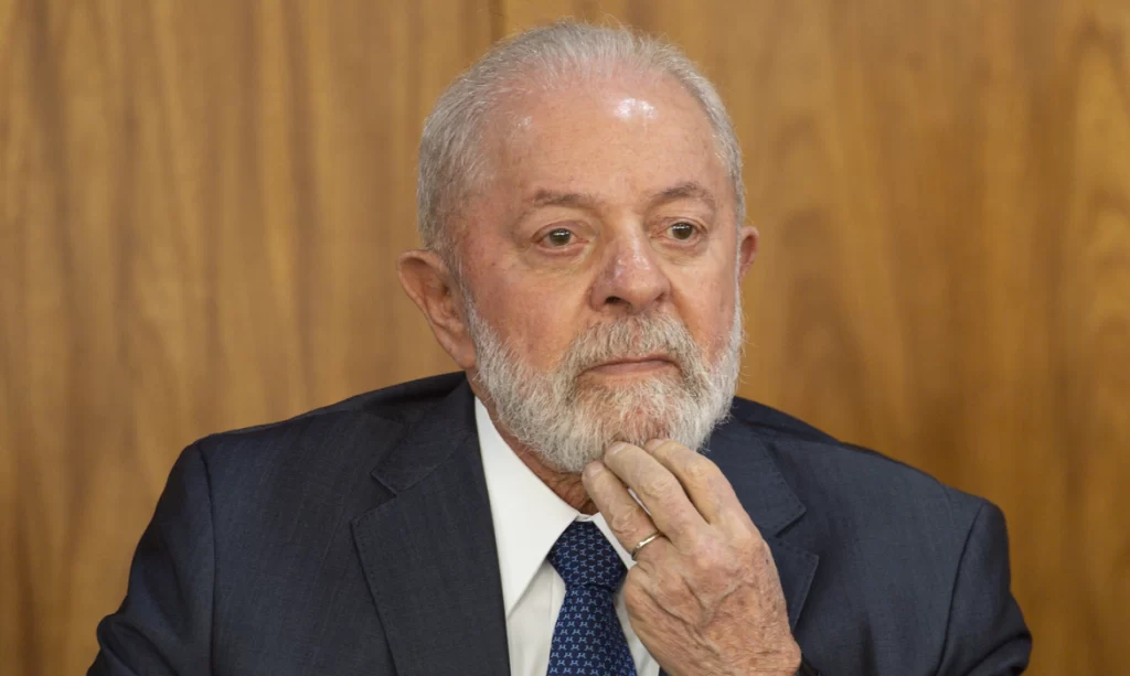 Imagem Ilustrando a Notícia: Lula sanciona Marco Legal das Garantias