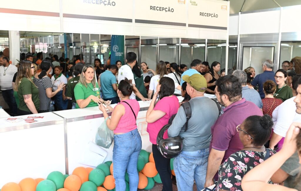 Imagem Ilustrando a Notícia: Feirão de Empregos em Goiânia registra 1,3 mil encaminhamentos para entrevistas 