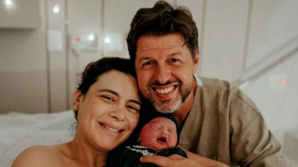 Imagem Ilustrando a Notícia: Michelle Loreto faz desabafo após dar a luz ao primeiro filho