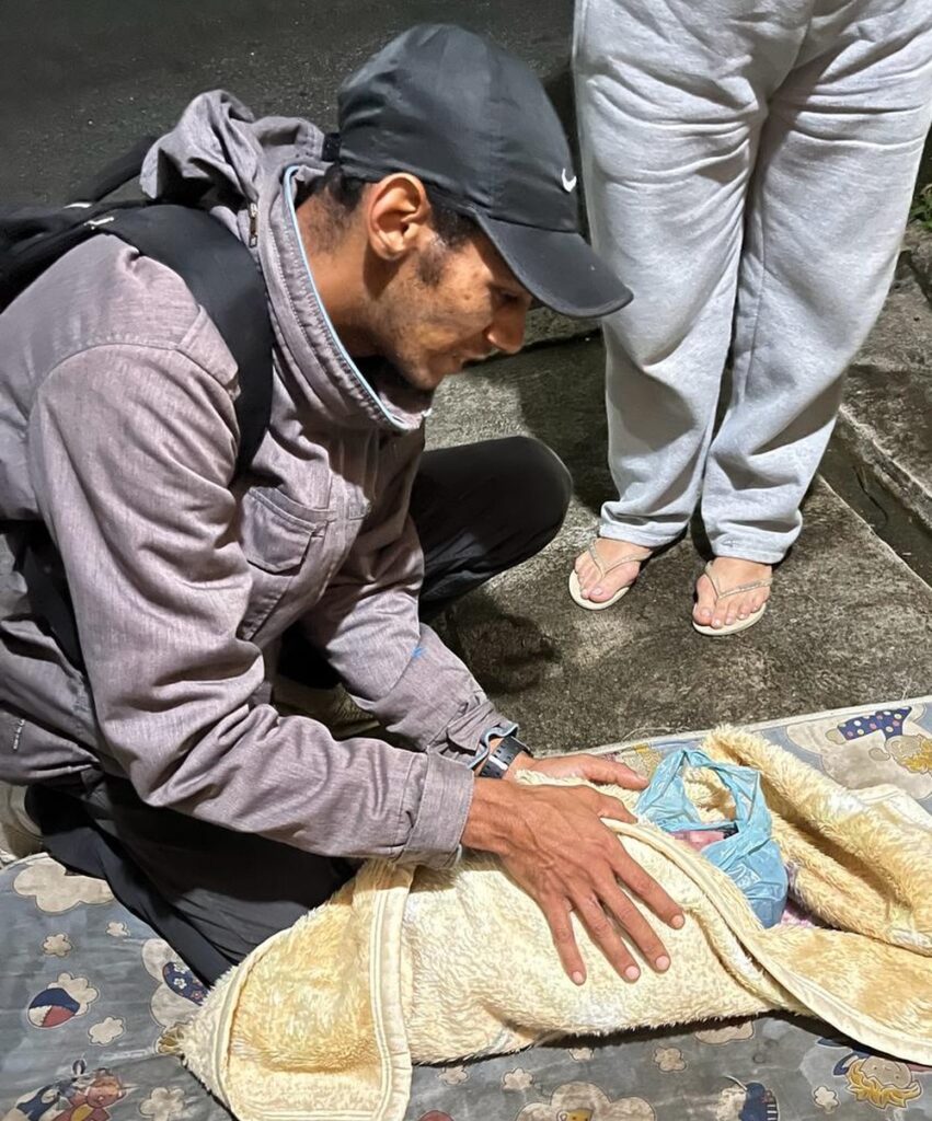 Imagem Ilustrando a Notícia: Homem salva bebê recém-nascida encontrada no lixo em Teresópolis