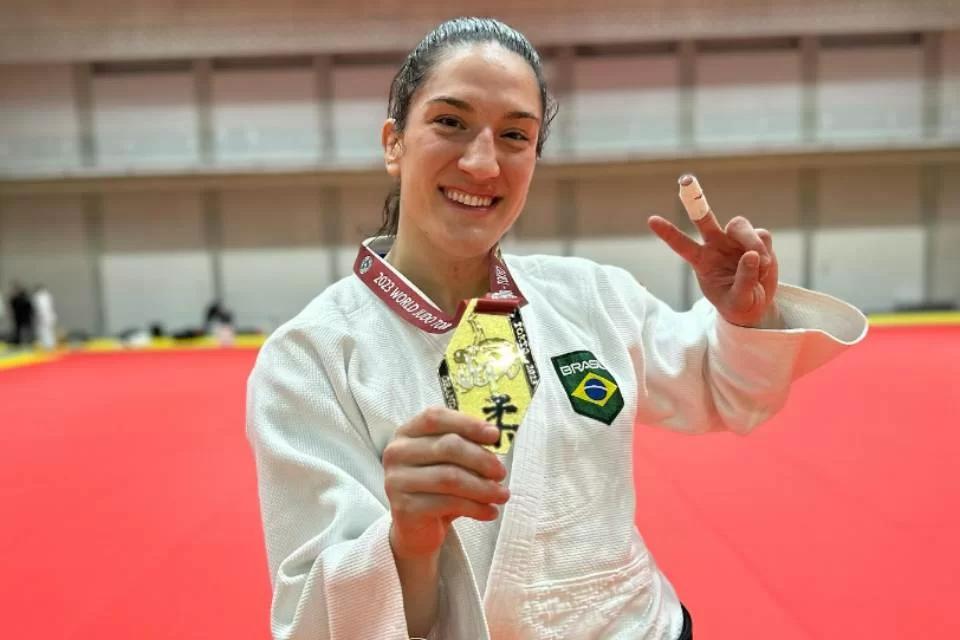 Imagem Ilustrando a Notícia: Mayra Aguiar é campeã do Grand Slam de Tóquio de judô